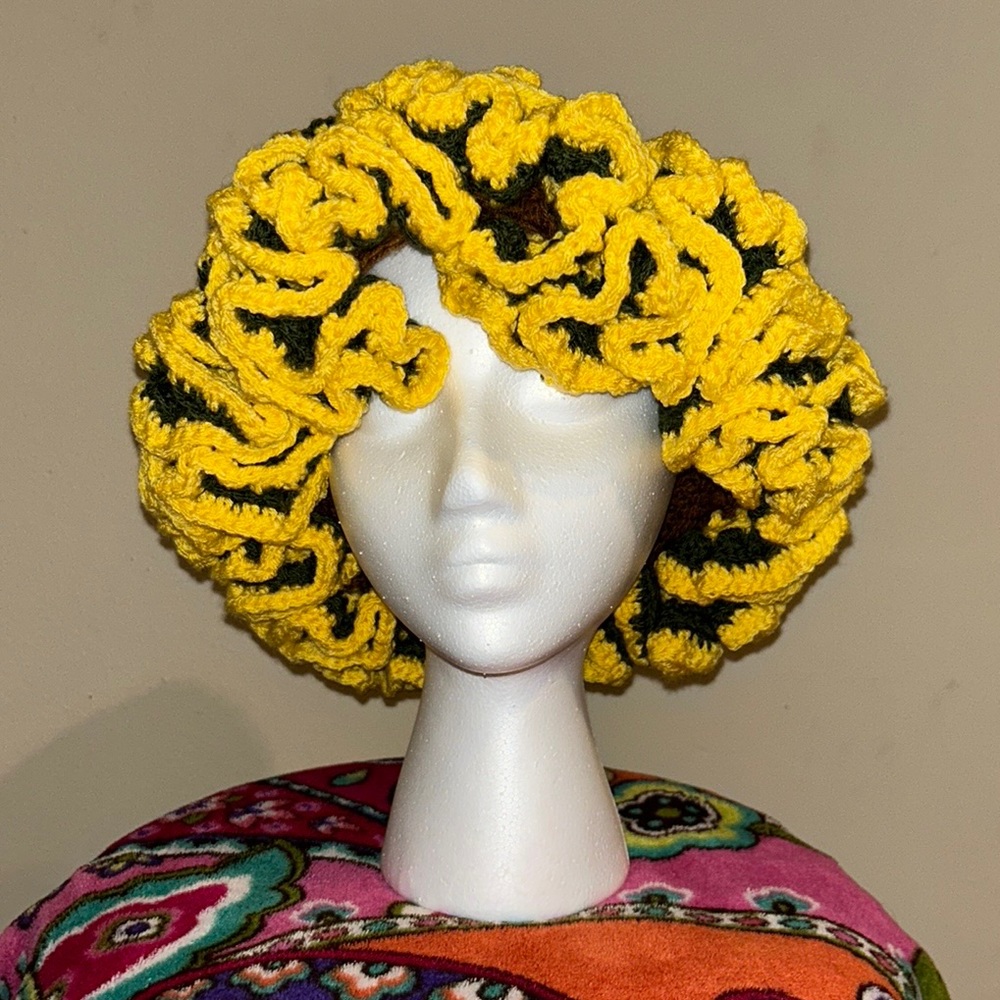 Sunflower Ruffle Beanie - Picture 2 of 6